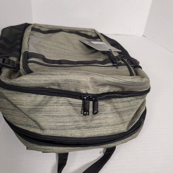 Adidas Core Advantage 4 Backpack Two Tone Green/Black Laptop School Bag NWT‎ - Picture 12 of 14